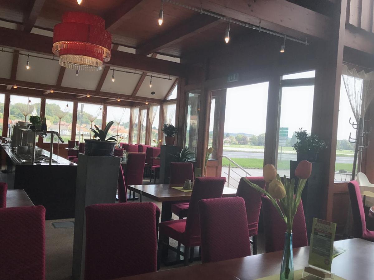 Asia Wok Gasthof Ybbs an der Donau Exteriör bild