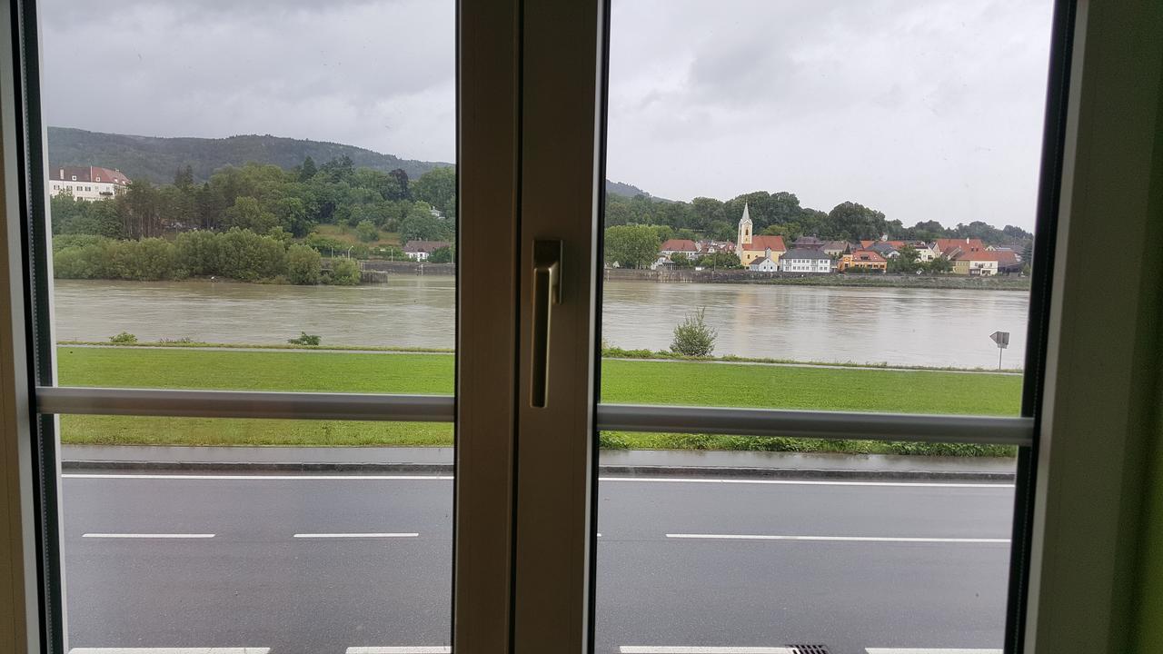 Asia Wok Gasthof Ybbs an der Donau Exteriör bild